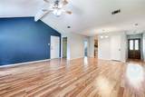 923 Courtney - Photo 7