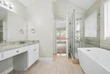 9901 Queens Road - Photo 19