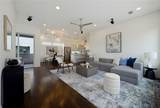 1915 Summit Avenue - Photo 2