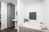 314 Jackson Heights - Photo 30