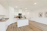 553 Meadow Run Drive - Photo 11