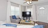 1810 Shaw Street - Photo 3