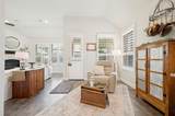 1020 Knoll Street - Photo 4