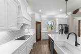 1055 Meadow Wood Terrace - Photo 11