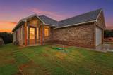 1413 Ridgeview Circle - Photo 2