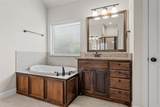 1093 Hesselridge Drive - Photo 22
