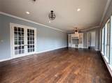 1930 Fair Oaks Lane - Photo 16
