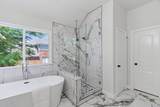 1123 Hampton Drive - Photo 22