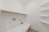 824 Hubert Street - Photo 11