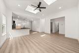 824 Hubert Street - Photo 3