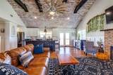 320 English Court - Photo 30