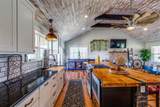 320 English Court - Photo 44