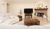 2752 Elmwood Drive - Photo 7