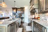 1037 Sarah Street - Photo 14