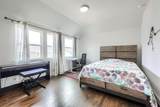 1037 Sarah Street - Photo 22
