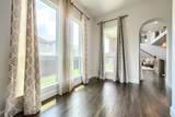 1037 Sarah Street - Photo 5