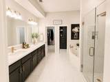 618 Oak Tree Cove - Photo 14