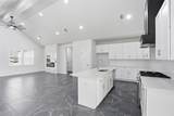 544 Highview Court - Photo 15