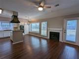 2008 Valley Falls Avenue - Photo 5