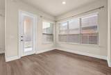 2412 Kemerton - Photo 10