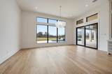 10621 Arrowhead Point Drive - Photo 25
