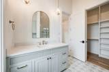 10621 Arrowhead Point Drive - Photo 33