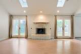 8821 Glen Hollow Drive - Photo 15