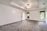 8821 Glen Hollow Drive - Photo 16