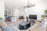 2532 Campden Mews - Photo 7