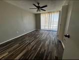 6329 Walraven Circle - Photo 15