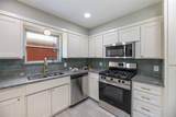 1138 Usher Street - Photo 9
