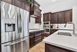 628 Lake Cove Drive - Photo 17