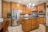 910 Holly Hill - Photo 10