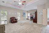 910 Holly Hill - Photo 14