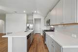 837 Amberwood Court - Photo 14
