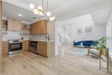 17118 Planters Row - Photo 8