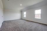808 Saddle Horn Way - Photo 17