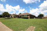 2910 Tanglewood Drive - Photo 2
