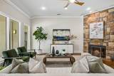 7635 Tanglecrest Drive - Photo 9