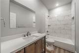402 Robbins Street - Photo 13