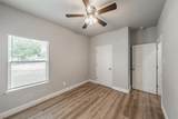 402 Robbins Street - Photo 15