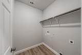 402 Robbins Street - Photo 17