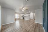 402 Robbins Street - Photo 29