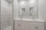 402 Robbins Street - Photo 37
