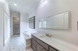 3548 Bryn Mawr - Photo 26