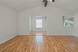 1410 Clearbrook Street - Photo 3