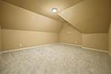 107 Sceptre Drive - Photo 27