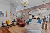 211 Hollybrook Drive - Photo 4