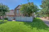 424 Danbury Drive - Photo 2