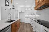 1040 Agnes - Photo 13
